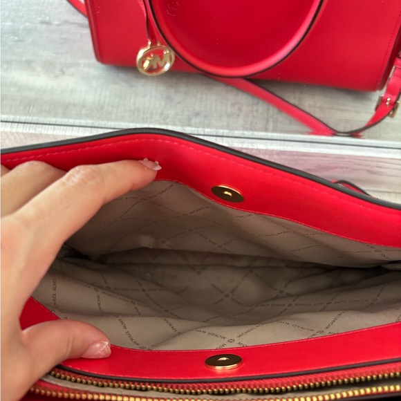 Michael Kors Vibrant Red Satchel - Picture 7 of 16